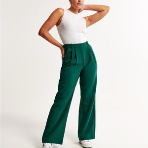 Curve Love A&F Sloan Tailored Pant